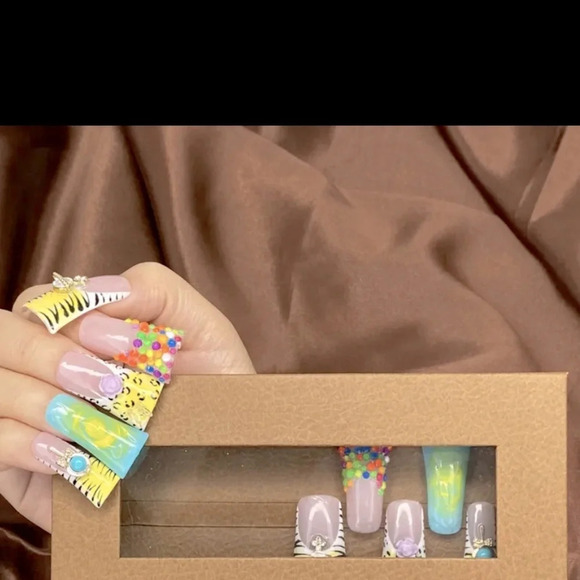 Handmade Ducktail press on nails. New in the box 10 piece - Picture 10 of 16